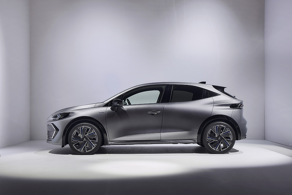 RENAULT CLIO 1.2 115 EVOLUTION 